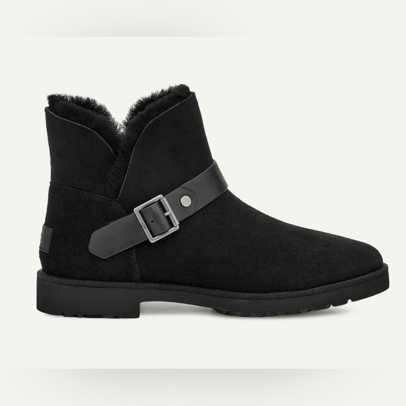UGG Romely Short Buckle Women’s Size 7.5 Black Suede Ankle Boot Fur Wool Plush - Picture 1 of 10